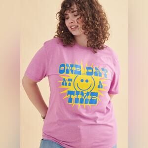 EARTHBOUND TRADING One Day Tshirt Sz L